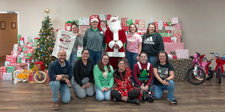 Bit-Wizards’ Be the Magic Foundation Delivers Holiday Joy to Fresh Start Families for Fifth Consecutive Year